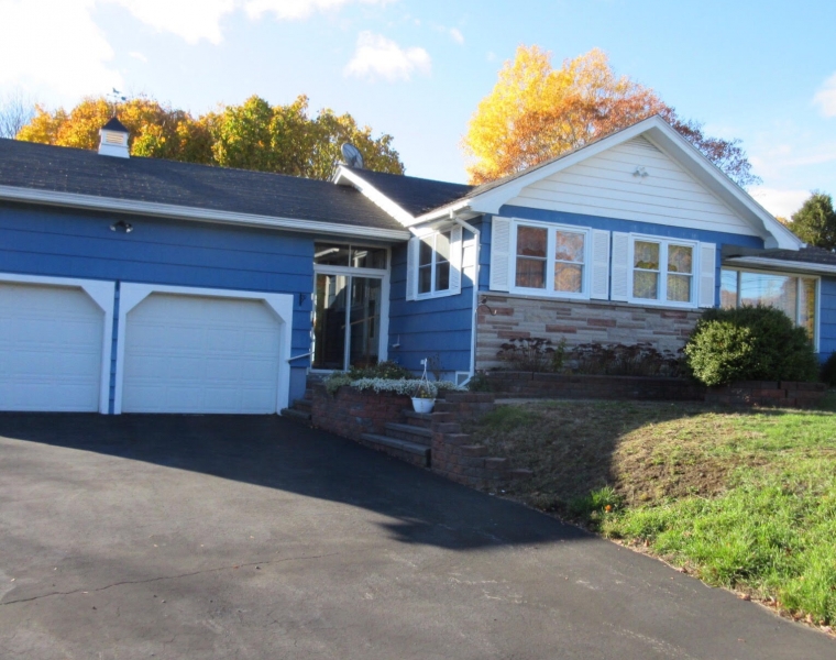 1404 NS Hwy 331, Pleasantville, NS B0R 1G0 Ansell Property Management