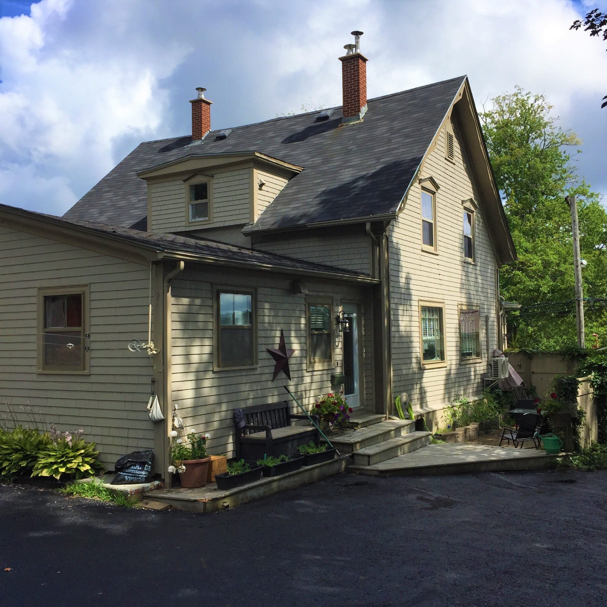 153 Pleasant Street, Bridgewater, NS B4V1N4 Ansell Property Management