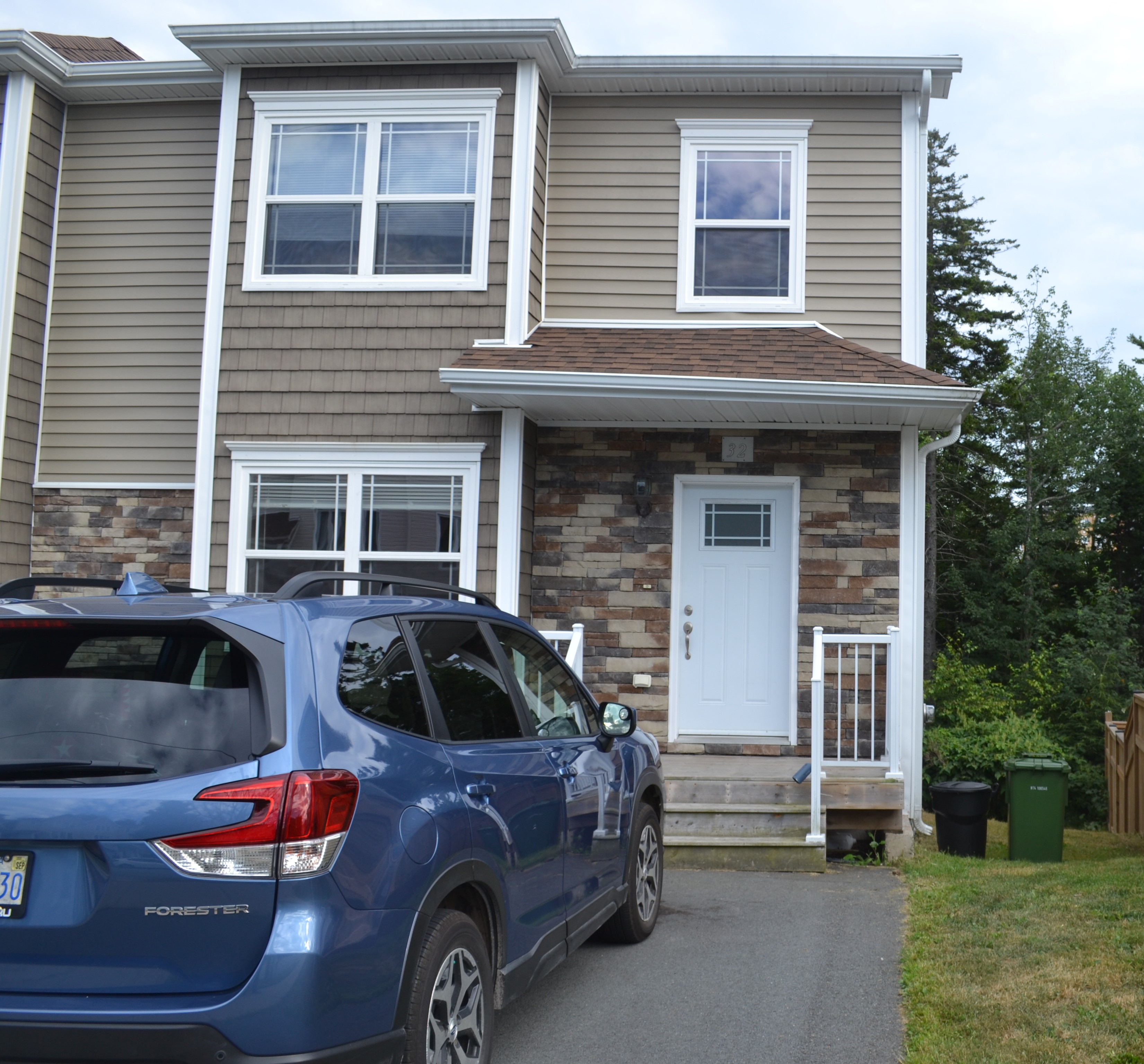 32 Chelmsford Place Halifax, NS B3M 4R2 Ansell Property Management