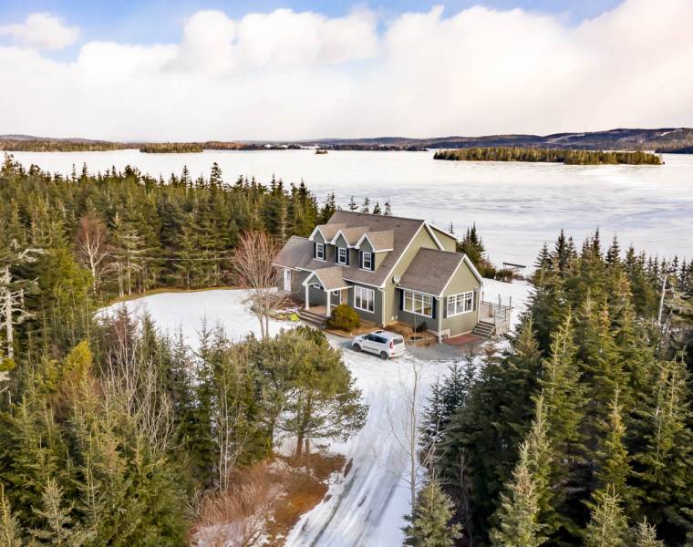 88 Inverary Point Lane, Porters Lake, Nova Scotia B3E 1N4 Ansell