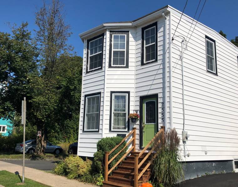 2555 Creighton Street, Halifax, Nova Scotia B3K 3S3 Ansell Property