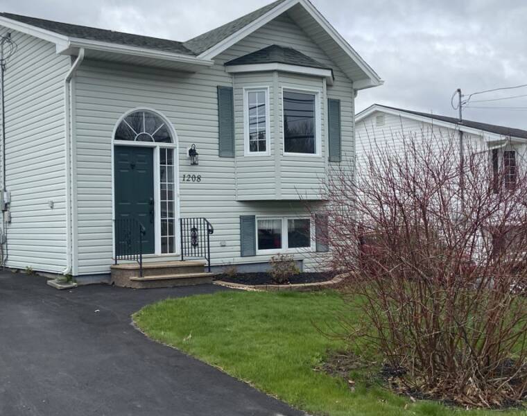 1208 Sackville Drive, Middle Sackville, Nova Scotia B4E 3G1 Ansell