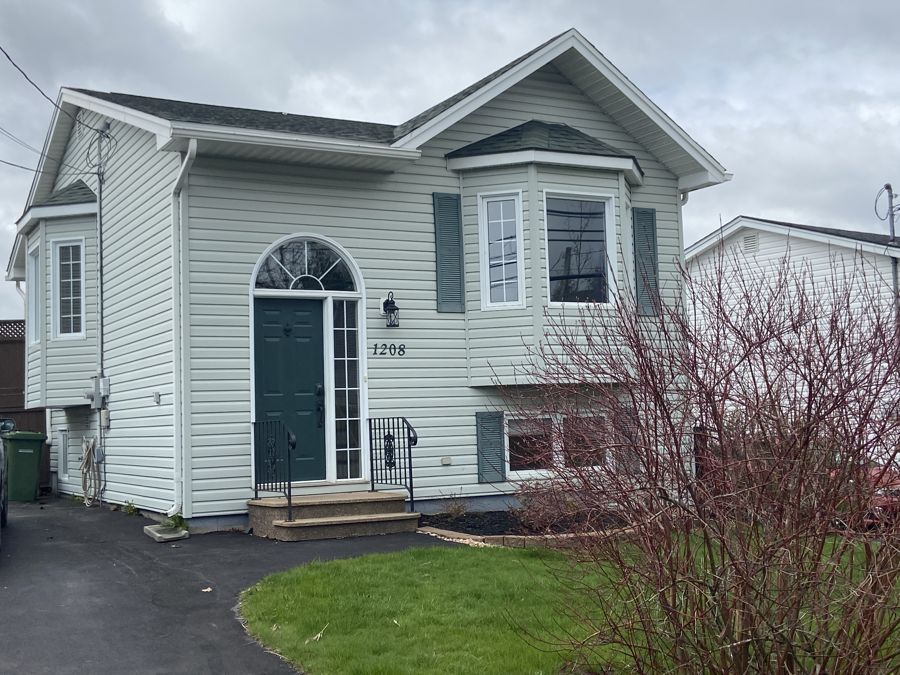 1208 Sackville Drive, Middle Sackville, Nova Scotia B4E 3G1 Ansell