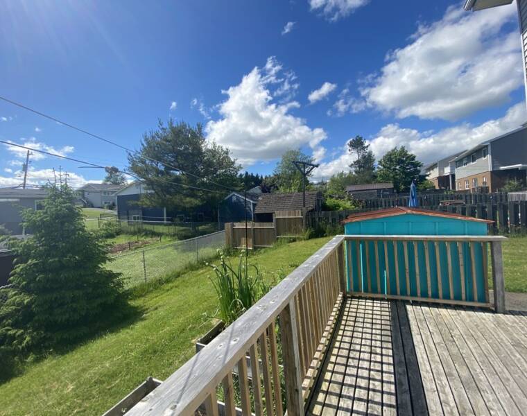 25 Linden Court, Dartmouth, Nova Scotia B2W 4X2 Ansell Property