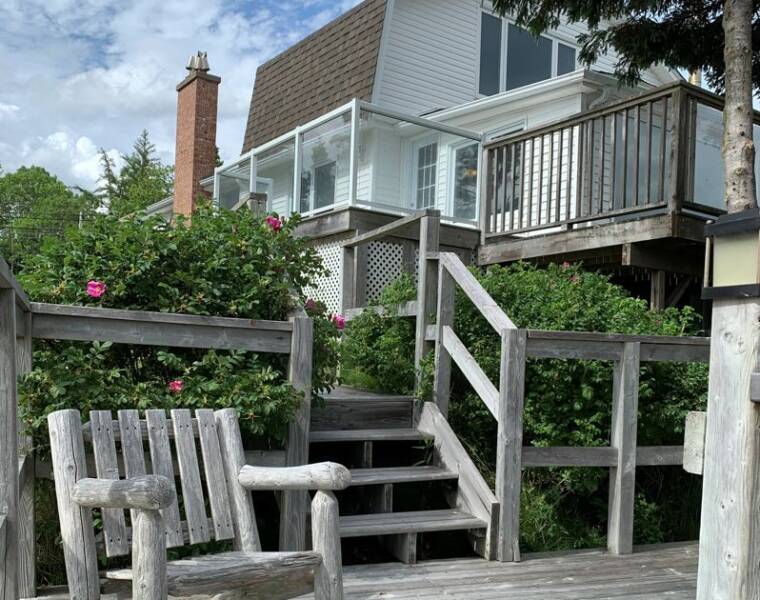 9140 St. Margarets Bay Road, Hubbards, Nova Scotia B0J 1T0 Ansell