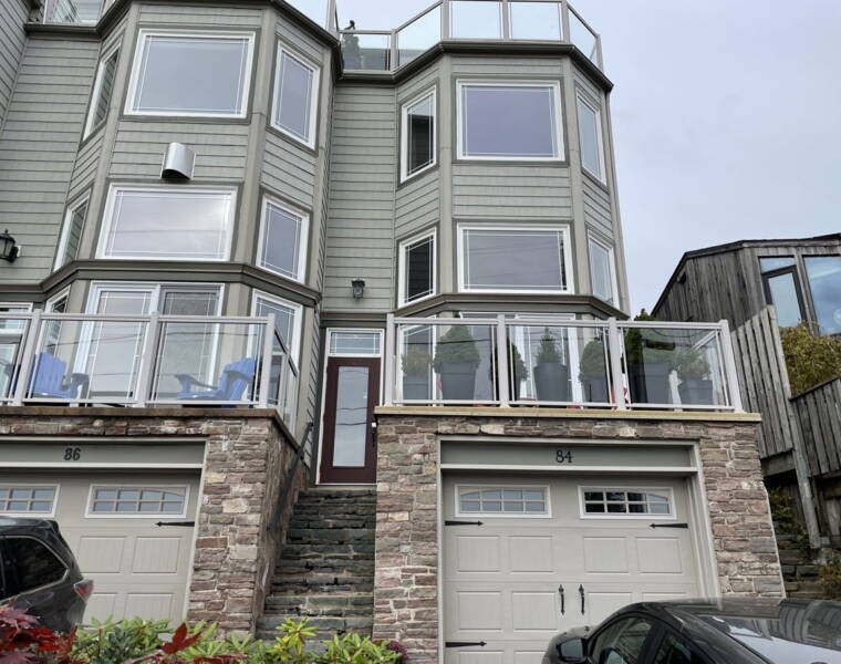 84 Shore Road, Dartmouth, Nova Scotia B3A 1A4 Ansell Property Management