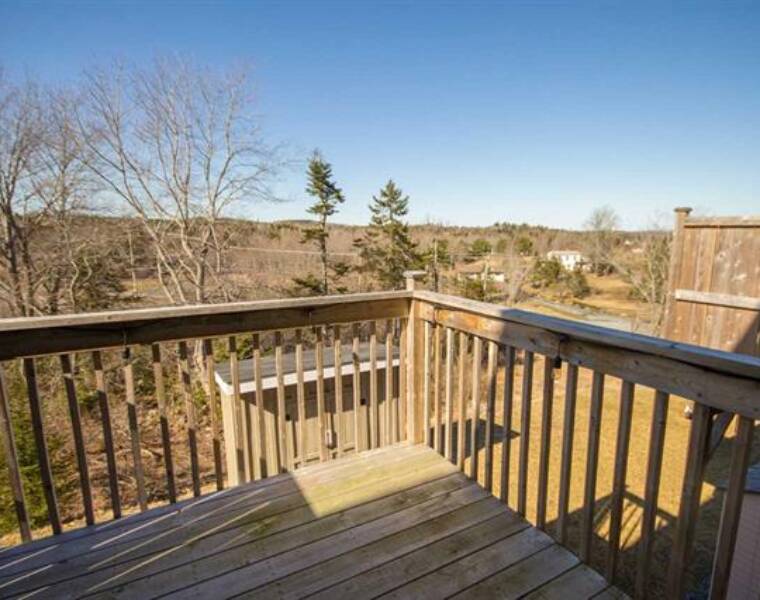 214 Darlington Drive, Middle Sackville, Nova Scotia B4E3A7 Ansell